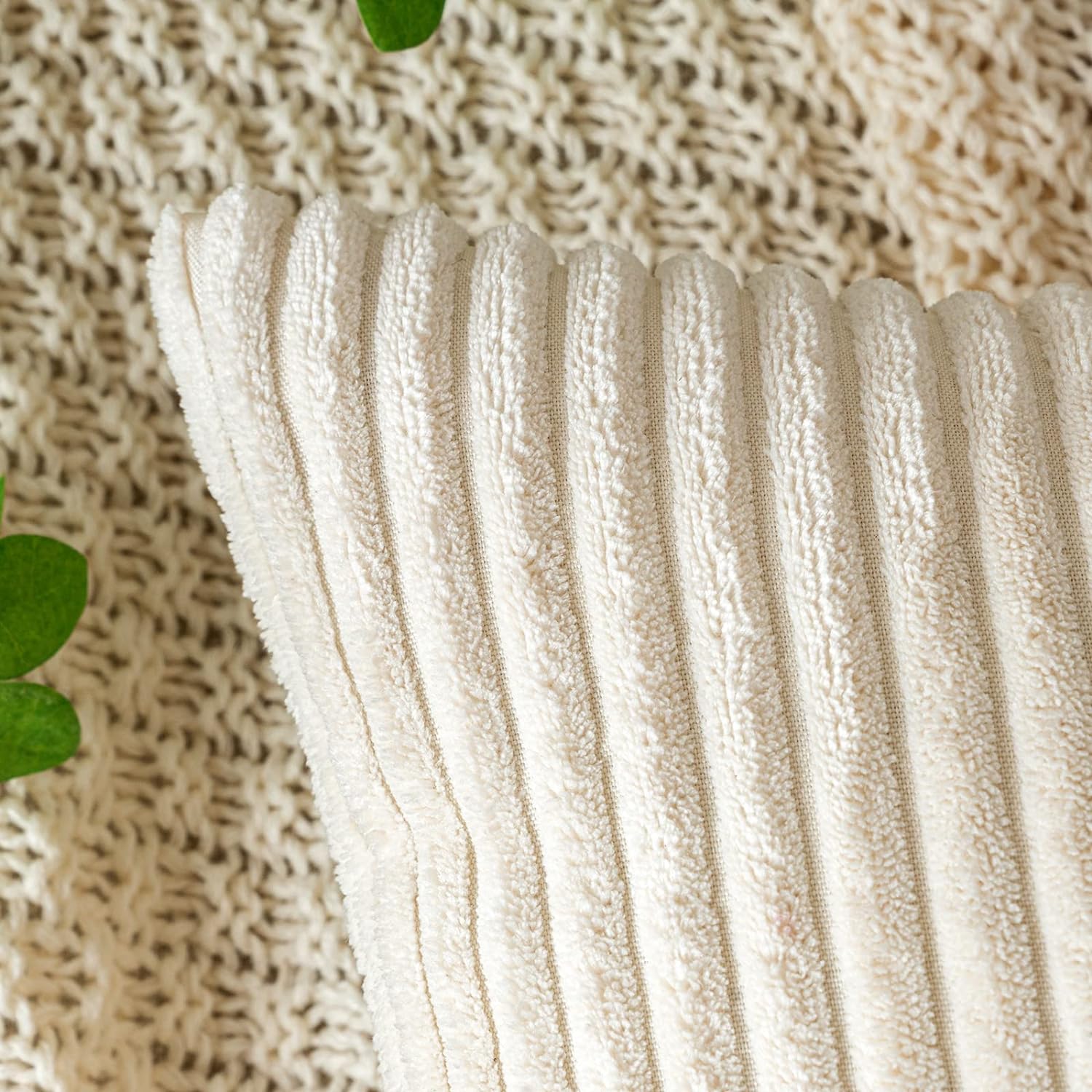 أغطية وسادات مخططة ناعمة مزخرف - مراجعة Pillow Insert 18X18 وسعره